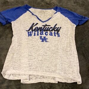 Campus Heritage Kentucky Wildcats V-Neck Tee
